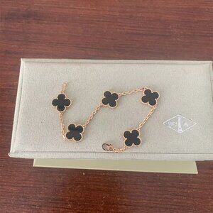 Van Cleef & Arpels  Fashion Bracelet